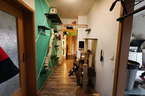 DG Flur - Großzügige Dachgeschosswohnung in Gelsenkirchen Heßler!