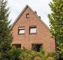 *** bezaubernder GARTEN - GARAGE - EFH mit POTENZIAL - OG und EG getrennt NUTZBAR *** - Ganderkesee Neuenlande