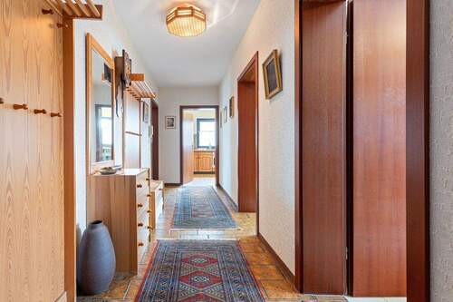 Flur / Eingangsbereich - 