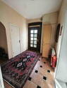 Hauseingang an der Straße - 
