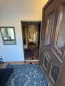 Hauseingang zum Parkplatz - 
