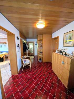 Eingang zur Wohnung im 1. OG - 