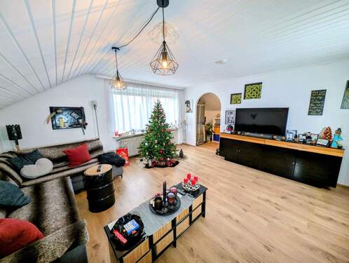 Wohnzimmer der Wohnung im Dachgeschoss - 