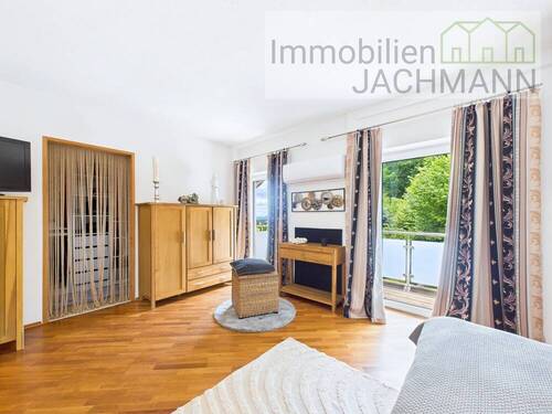 Hauptwohnung Schlafen im OG - 