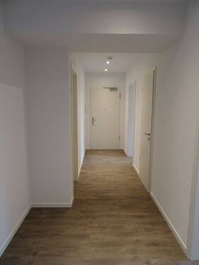 Flur.JPG - Etagenwohnung mit 96,00 m&sup2; in Hamburg zur Miete