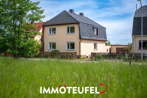Straßenansicht - 8 Zimmer Einfamilienhaus zum Kaufen in Burgstädt