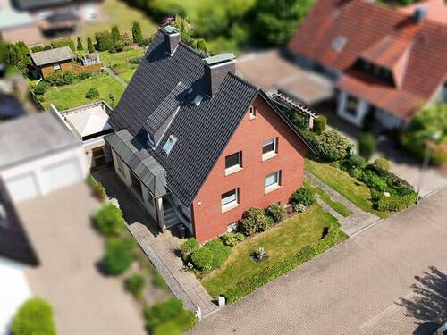 Drohnenbild - 8 Zimmer Einfamilienhaus zum Kaufen in Minden