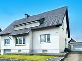 Außenfoto - 8 Zimmer Mehrfamilienhaus, Wohnhaus in Hiddenhausen