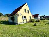 Hausansicht - Mehrfamilienhaus, Wohnhaus mit 140,00 m² in Mönchgut zum Kaufen