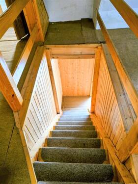 Treppe zum DG - 