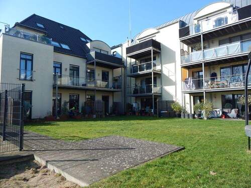 Hinteransicht - 3 Zimmer Etagenwohnung in Leichlingen