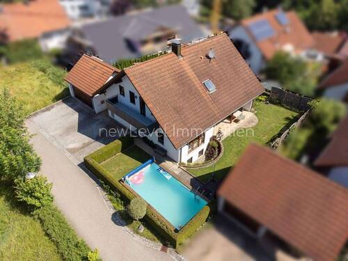 Vogelperspektive_Süd-West-Ansicht - 2-Familienhaus in hoher Qualität, geeignet für Mehrgenerationen