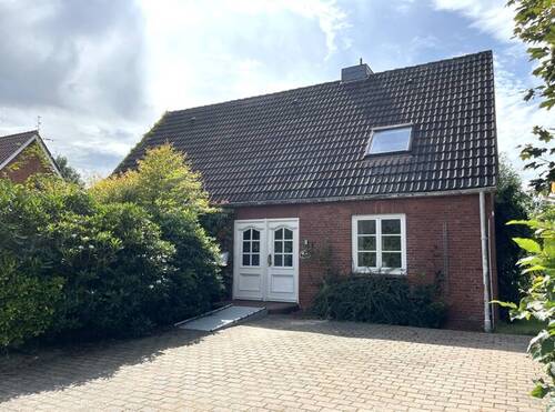 Straßenansicht - 