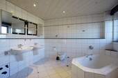 Großzügiges Bad - 