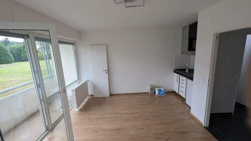 Wohnraum - 1 Zimmer Etagenwohnung zur Miete in Sankt Augustin