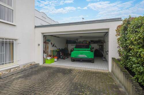 Garage - 
