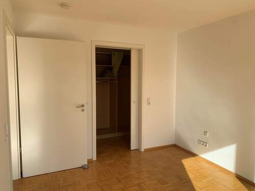 Schlafzimmer / Abstellraum - 