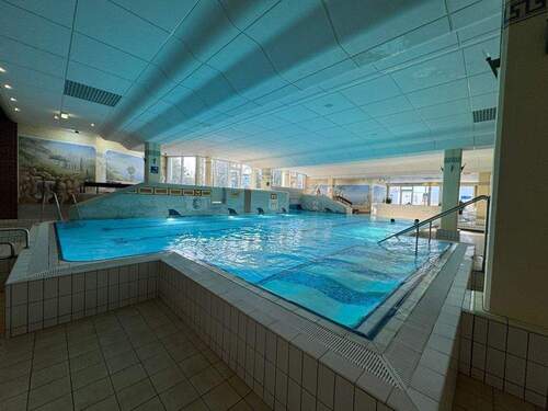 Hallenbad - 