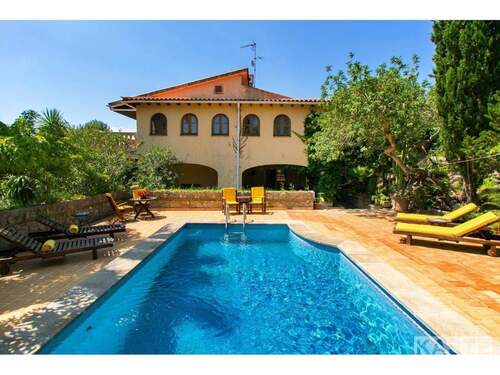 Aussenansicht - 4 Zimmer Mehrfamilienhaus, Wohnhaus zum Kaufen in Urbanización el Vilar (Pollença)