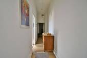 W1 Flur (2) - 