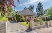 Traumhaftes Einfamilienhaus in Hummelsbüttel - Einfamilienhaus auf parkähnlichem Grundstück - Wohnen im idyllischen Hummelsbüttel