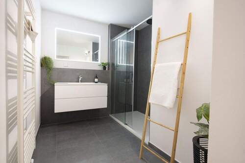 Muster Bad - 2 Zimmer Etagenwohnung zum Kaufen in Kempten