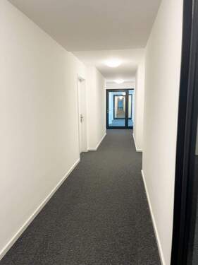 Flur im Treppenhaus.jpg - 