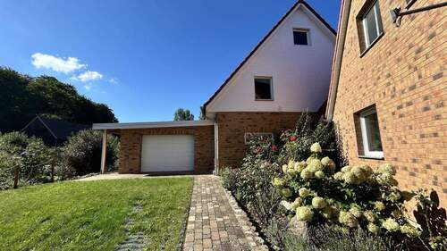 Einfahrt - 4 Zimmer Einfamilienhaus zum Kaufen in Bad Doberan