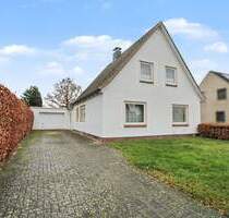 Gestaltbares EFH mit Wintergarten, großer Garage und Feldrandlage in Brande-Hörnerkirchen