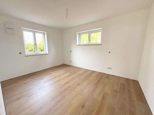 Schlafzimmer 1.jpg - 