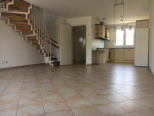 EG mit offener Küche - Wohnen im Grünen - 1.950,00 EUR Kaltmiete, ca.  136,00 m² Wohnfläche