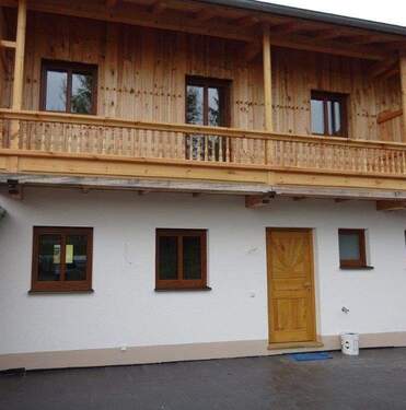 DHH rechts - Neubau - Repräsentative Doppelhaushällfte in ruhiger Lage mit kleinem Garten