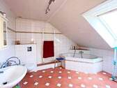 Zweites Bad im Dachgschoss - 