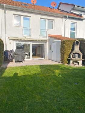 Gartenansicht vom Haus - 