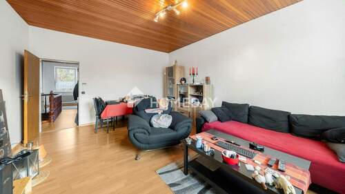 Wohnzimmer 2 - 4 Zimmer Etagenwohnung in Varel