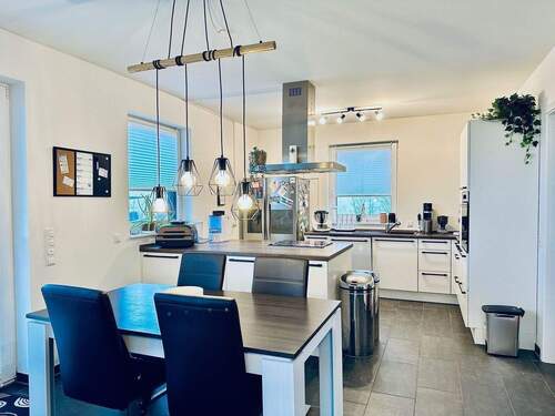 Die traumhafte Einbauküche mit Essbereich - 4 Zimmer Terrassenwohnung in Wittlich