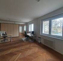 hell + zentral + nahe S-Bahnhof --- Büro Praxisfläche + Stellplatz - Berlin Halensee