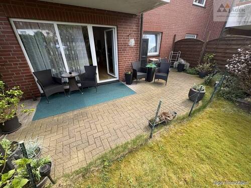 schöne Terrasse - 3 Zimmer Etagenwohnung in Delmenhorst