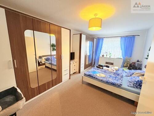 großes Schlafzimmer - 