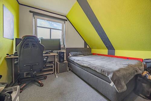 Kinderzimmer oder Home-Office - 