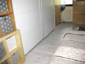 Teil v. Schlafzimmer im 4.0G..jpg - 