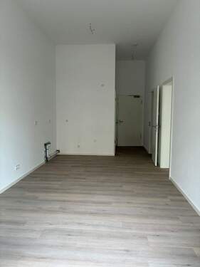 Wohnbereich mit Küche - 2 Zimmer Etagenwohnung zur Miete in Bamberg