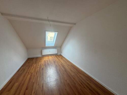 Kinderzimmer1 - 5 Zimmer Etagenwohnung in Chemnitz