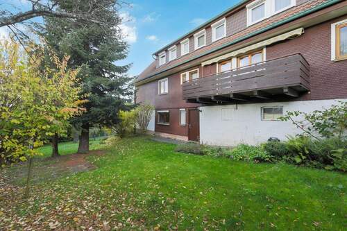 Rückansicht und Garten - 