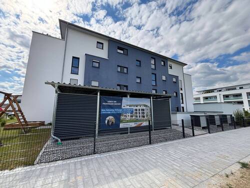 Hausansicht Ost .jpg - 4 Zimmer Terrassenwohnung zum Kaufen in Plattling