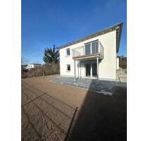 Neubau Erstbezug! Wunderschöne 3 ZW mit Terrasse plus Küche, EBK, Keller, 2 Stellplätze - Fürth Stadeln