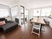 Essen/Loggia - Etagenwohnung mit 85,00 m&sup2; in Rottweil / Göllsdorf zur Miete