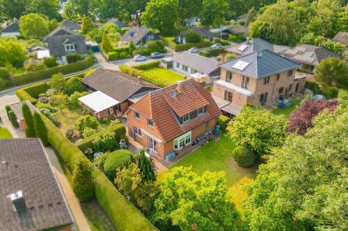 Attraktives Doppelangebot - Beste Freunde und Familien aufgepasst: 2 EFH auf tollem Grundstück