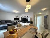 Wohnzimmer - Moderne 2-Zi-Erdgeschoss WHG mit Terrasse * EBK * Barrierefrei * KFW55 * 79359 Riegel am Kaiserstuhl