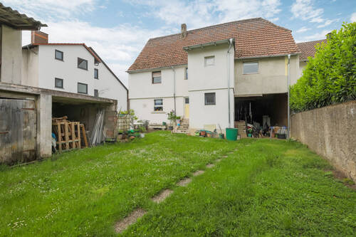 Rückansicht und Garten - 